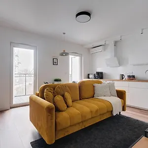 Targowa 10 Modern 2br Apt Warszawa