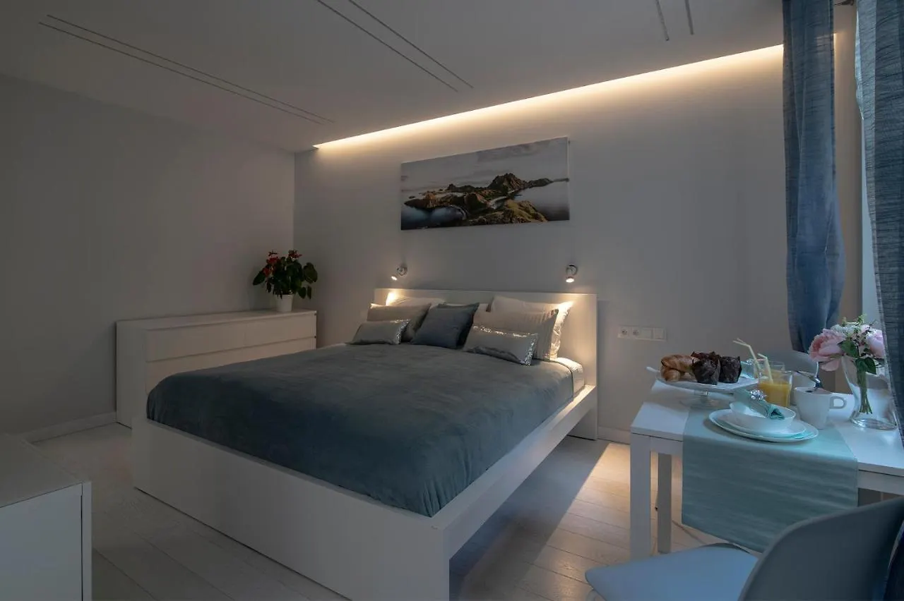 Wlr Apartments - Hoza III Warsaw Poland