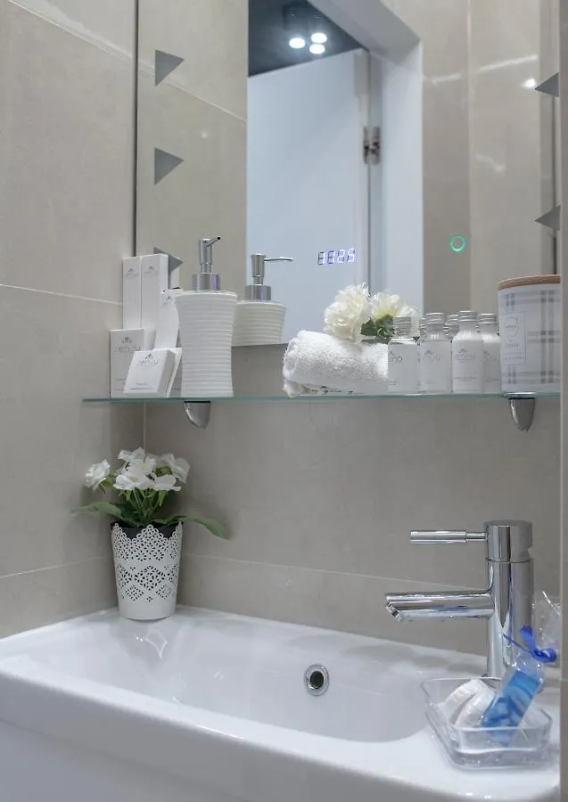 Wlr Apartments - Hoza III Varsovia 0*,  Polonia